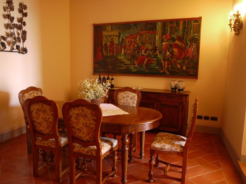 Il Corso Apartment Montepulciano Stazione Стая снимка
