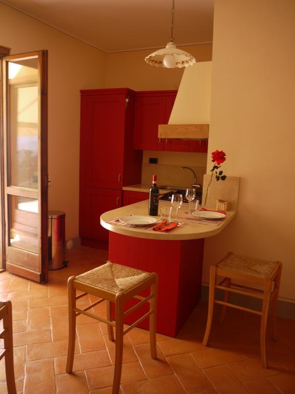 Il Corso Apartment Montepulciano Stazione Стая снимка